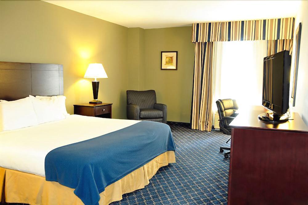 Holiday Inn Express - Delafield By Ihg Exterior foto